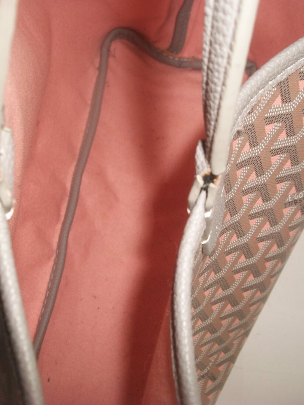 Tote in Style of Saint Louis PM (Gray, Coral Pink,Brown, Black) NOT GOYARD - Picture 14 of 16